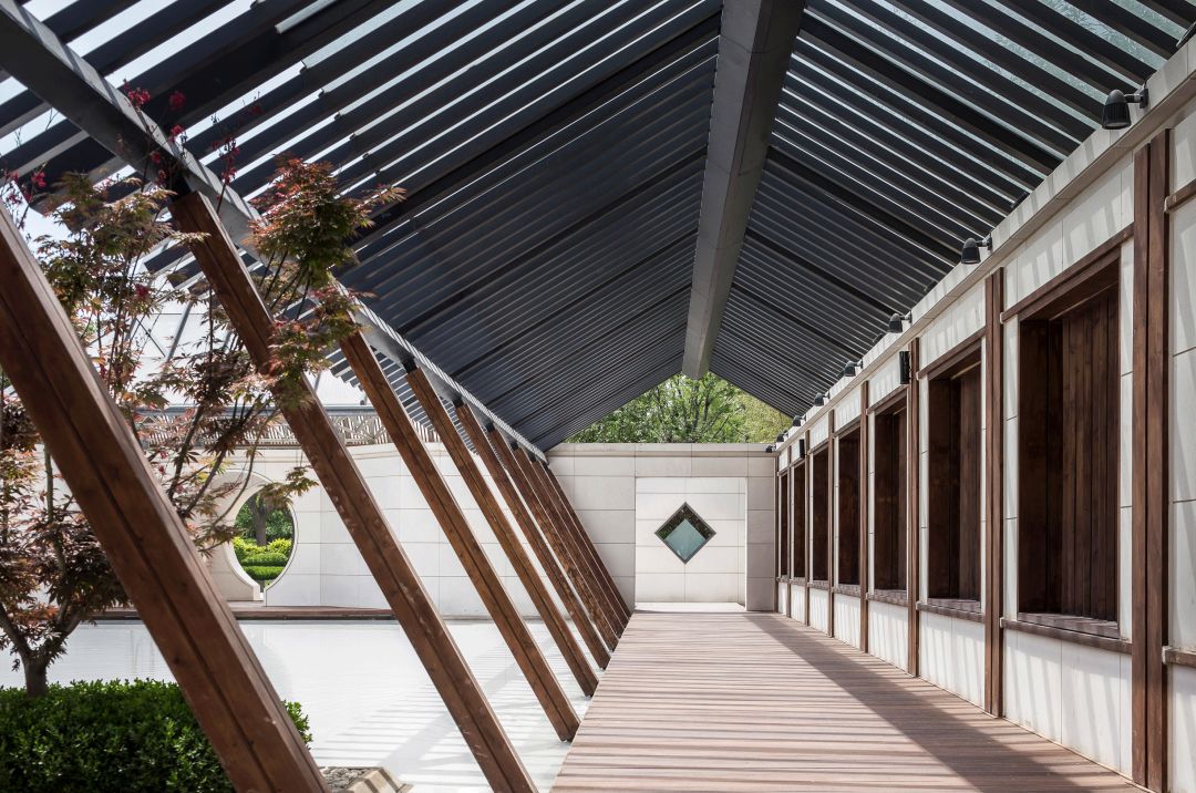 高級灰別墅設(shè)計，自然流露的優(yōu)雅范兒！