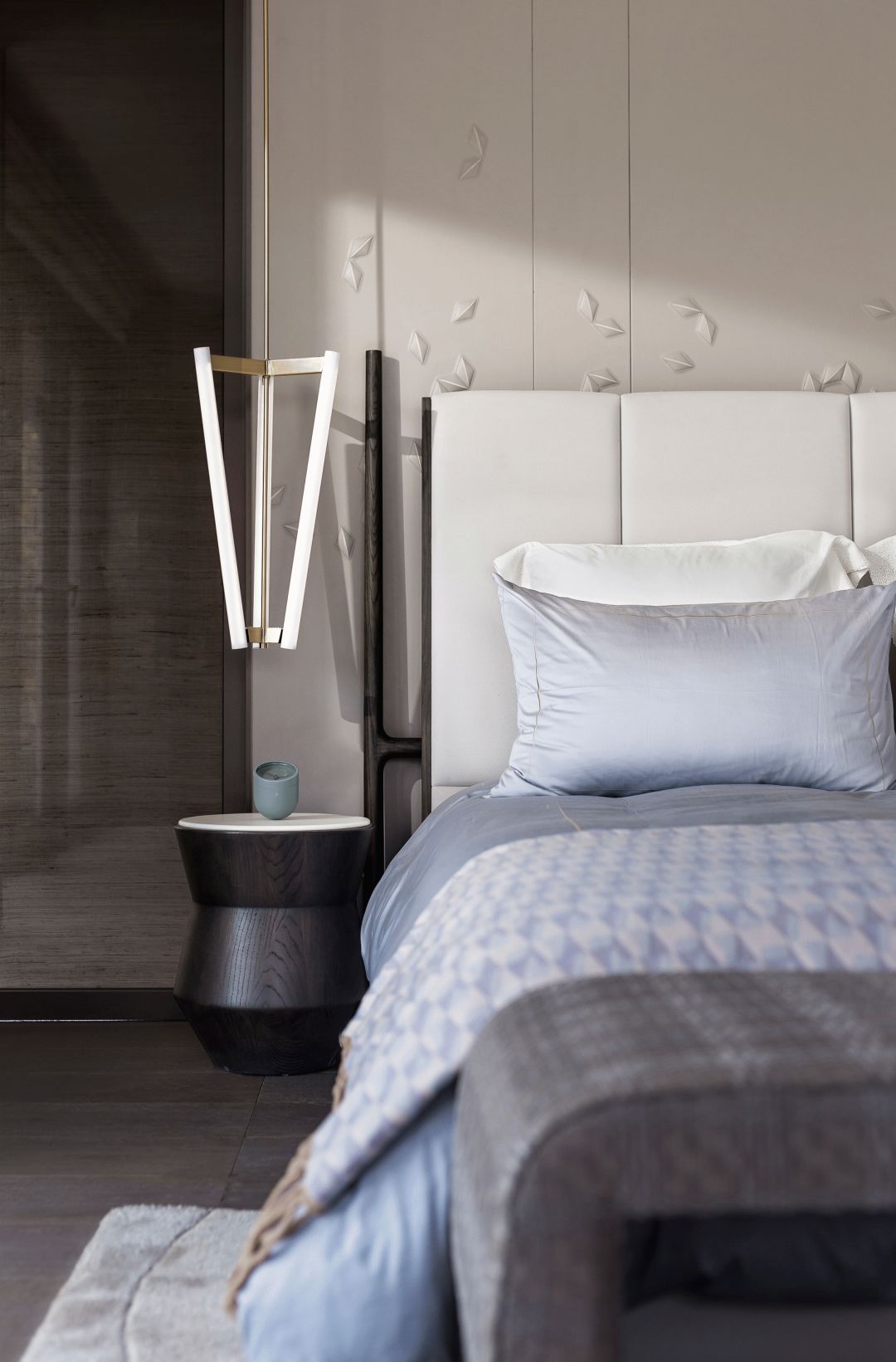 高級灰別墅設(shè)計，自然流露的優(yōu)雅范兒！