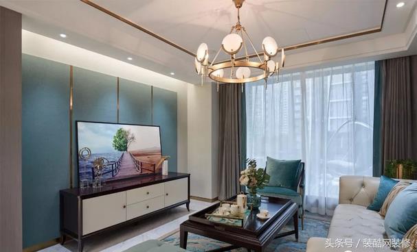 109平清新孔雀綠簡(jiǎn)美風(fēng)，客廳清新孔雀綠優(yōu)雅有格調(diào)，裝修20萬，你心動(dòng)嗎？