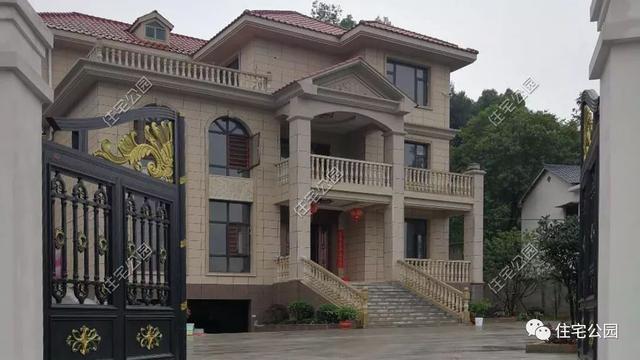 今日實(shí)例別墅設(shè)計(jì)圖，回農(nóng)村建別墅，也算是衣錦還鄉(xiāng)了，還可以盡盡孝道