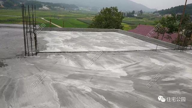 今日實(shí)例別墅設(shè)計(jì)圖，回農(nóng)村建別墅，也算是衣錦還鄉(xiāng)了，還可以盡盡孝道