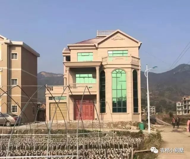 史上最受歡迎三層農(nóng)村樓房圖，附7張建好案例實拍圖