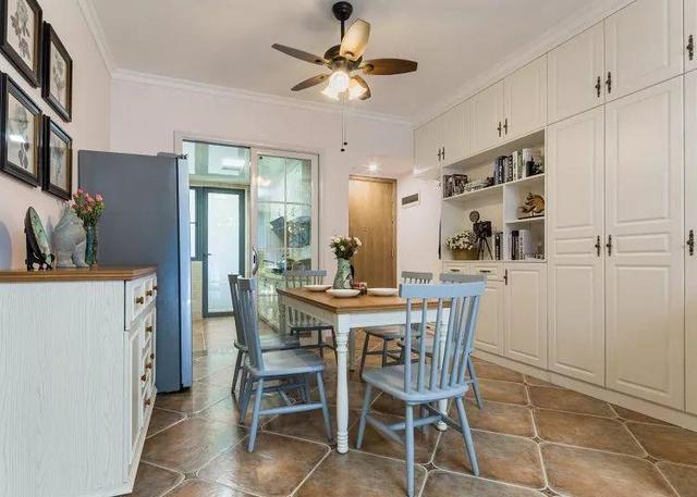 110平三居室美式風(fēng)格裝修，設(shè)計(jì)師的設(shè)計(jì)太棒了，尤其是臥室，很漂亮！