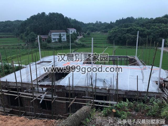 三層別墅設計圖，15X14米，選用磚混結構，施工簡單，造價經濟