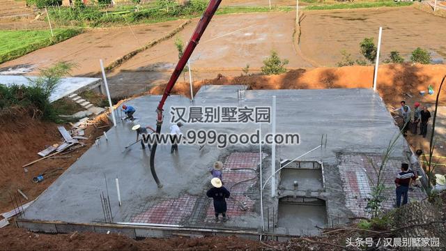 三層別墅設計圖，15X14米，選用磚混結構，施工簡單，造價經濟