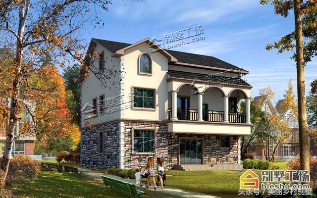 簡(jiǎn)約三層農(nóng)村自建房，造價(jià)適中，宅基地不大的建起來很合適。