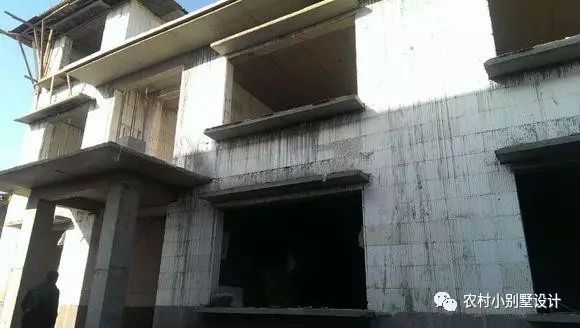 農(nóng)村自建房選EPS模塊（泡沫）建房還是輕鋼別墅？PK下