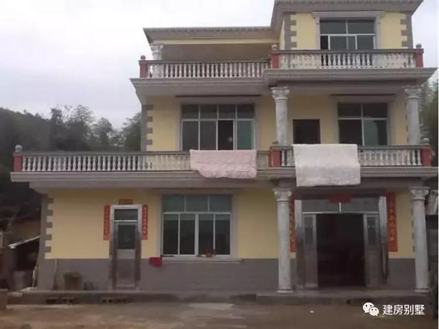 30多萬的農(nóng)村自建房設(shè)計(jì)圖紙，這在農(nóng)村是比較常見的戶型