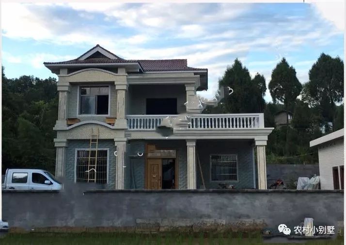 11.6x9米二層現(xiàn)代小別墅圖，帶開放式車庫(kù)和大露臺(tái)