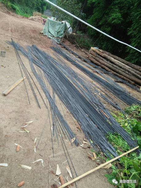 農(nóng)村小伙自建一層小別墅過程全直播，自建房的可以看看哦