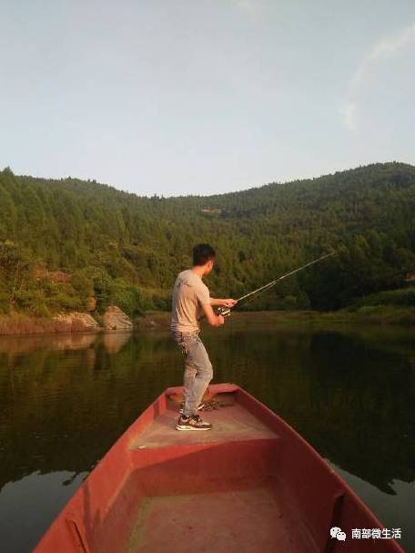 農(nóng)村小伙自建一層小別墅過程全直播，自建房的可以看看哦