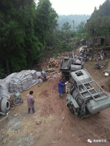 農(nóng)村小伙自建一層小別墅過程全直播，自建房的可以看看哦