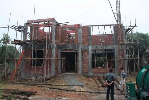 三層農(nóng)村自建房，戶型方方正正，布局合理，高端大氣，有面子，造價(jià)30萬。