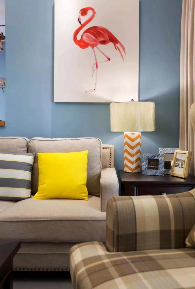 現(xiàn)代美式風(fēng)格100平裝修，最亮眼的是吧臺，可以做沙發(fā)墻。