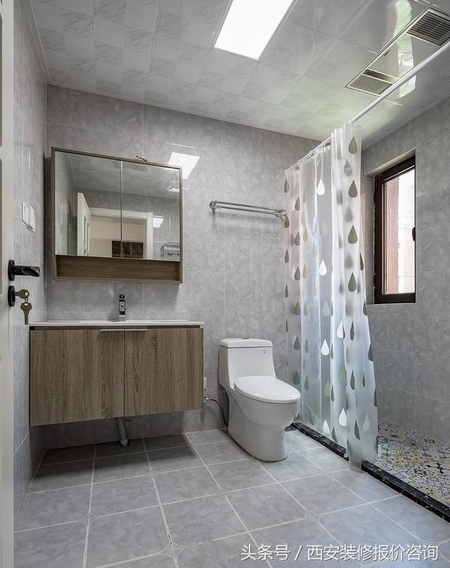 三室兩廳簡歐風(fēng)裝修，老婆花6萬半包給裝修公司，最后效果超贊，很溫馨。