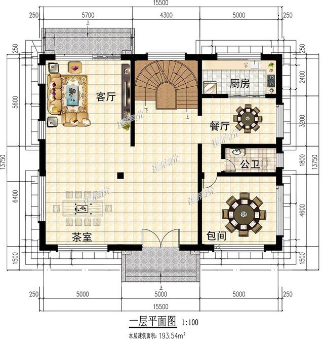 大面寬的三層中式別墅設(shè)計(jì)圖，占地方正，左右對稱，帶地下室。