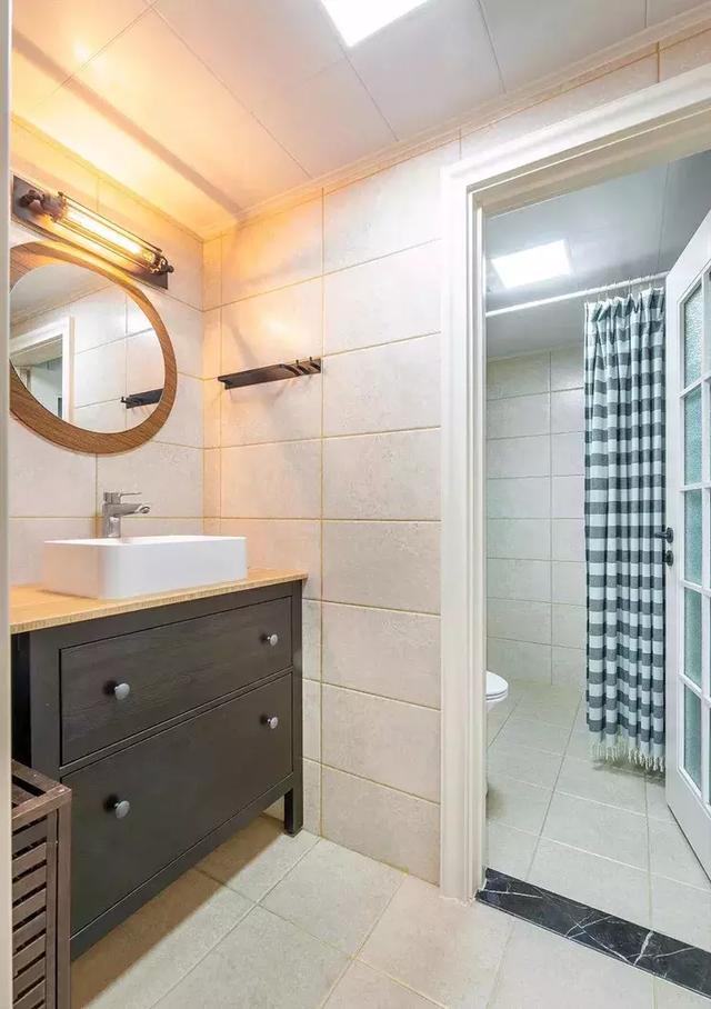 130㎡美式風(fēng)格裝修，采光，通風(fēng)，視野都還不錯(cuò)，完美。