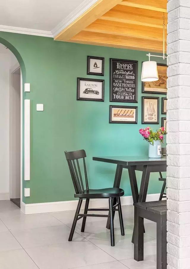 130㎡美式風(fēng)格裝修，采光，通風(fēng)，視野都還不錯(cuò)，完美。