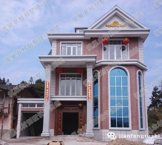 13×15米三層農(nóng)村自建房，帶大露臺+車庫，造價(jià)35萬。