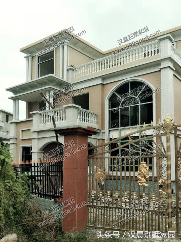 10.8X12米三層別墅設(shè)計圖，精致典雅，經(jīng)濟實用，造價30萬。