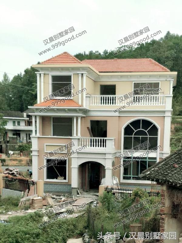 10.8X12米三層別墅設(shè)計圖，精致典雅，經(jīng)濟實用，造價30萬。