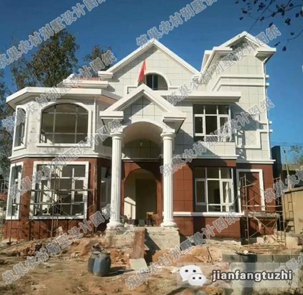 13×12米三層歐式別墅設(shè)計(jì)圖，豪華大氣，遠(yuǎn)遠(yuǎn)看去如同城堡一般，建成效果一級棒！