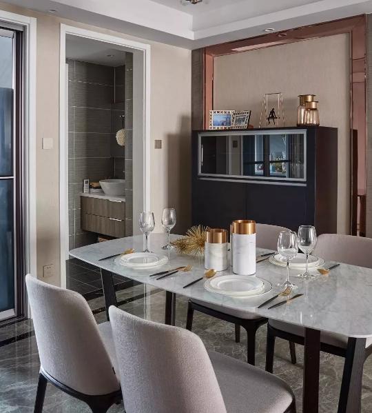 120平三居室美式風(fēng)格裝修，效果很不錯。