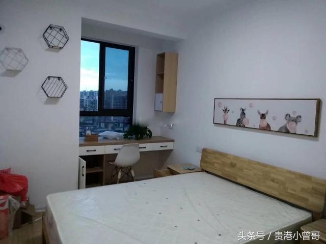 新房92㎡三房?jī)蓮d北歐風(fēng)裝修，電視墻太實(shí)用。