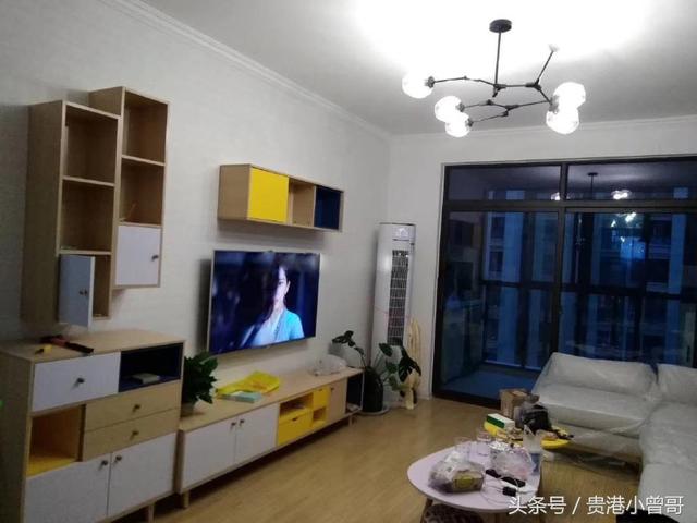新房92㎡三房?jī)蓮d北歐風(fēng)裝修，電視墻太實(shí)用。
