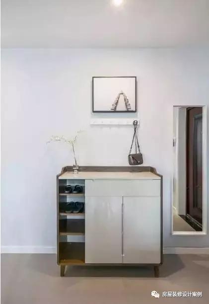 93平兩居室簡(jiǎn)約風(fēng)裝修，全包只要10萬。