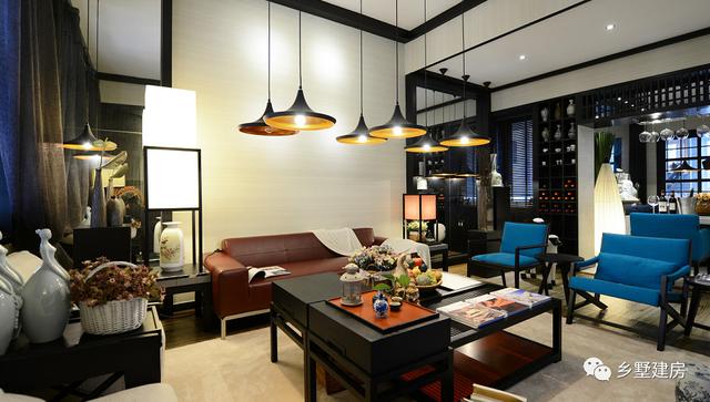 奢華范兒自建房別墅設計圖，外形很高級，滿滿的宮殿式別墅感