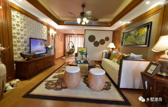 一款帶地下室的農(nóng)村別墅設(shè)計圖，簡單大方，不宜過時