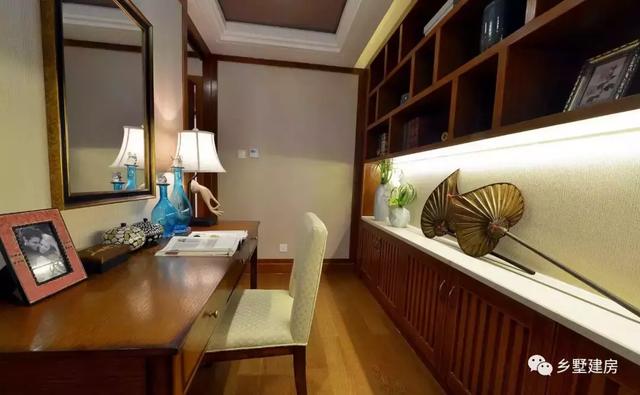 一款帶地下室的農(nóng)村別墅設(shè)計圖，簡單大方，不宜過時