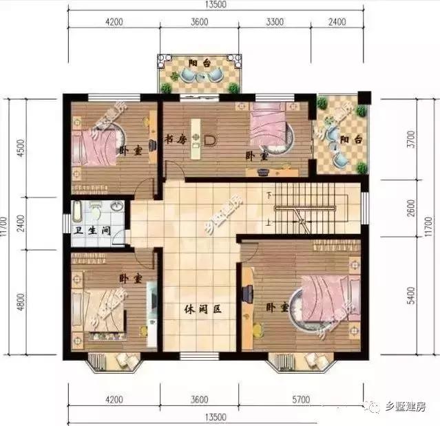 這款二層別墅設(shè)計戶型除了外觀簡單大氣，室內(nèi)的裝修也很溫馨精致