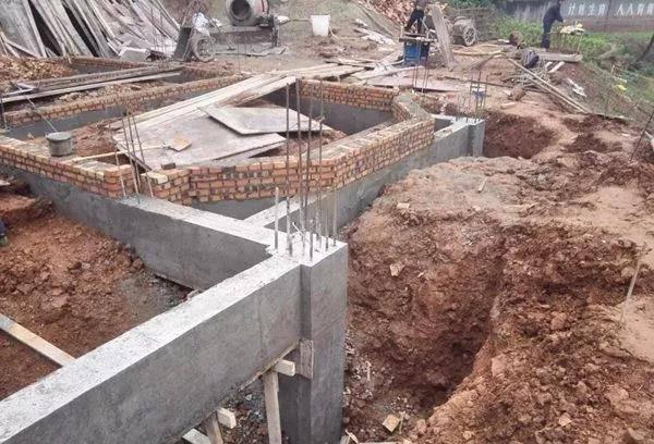 如此美觀的二層別墅設(shè)計圖，不建一棟是在太可惜了