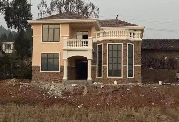 如此美觀的二層別墅設(shè)計圖，不建一棟是在太可惜了