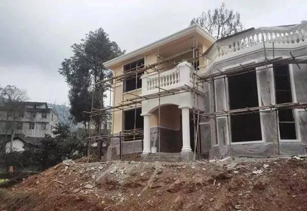 如此美觀的二層別墅設(shè)計圖，不建一棟是在太可惜了