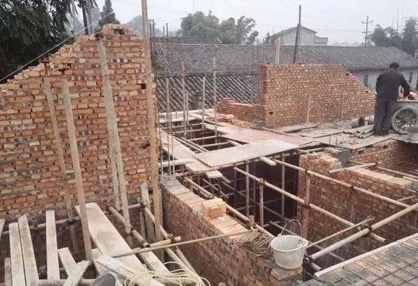 如此美觀的二層別墅設(shè)計圖，不建一棟是在太可惜了