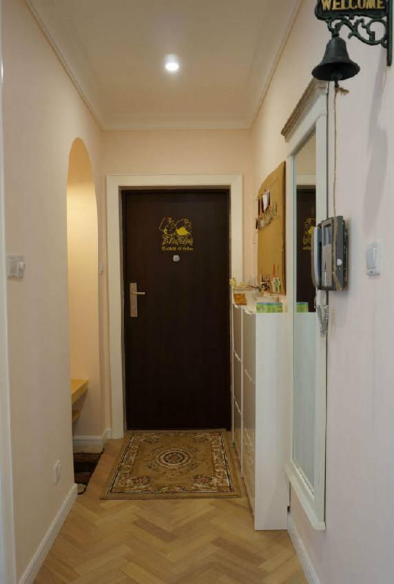 98平新房簡美風格裝修完成，尤其是電視墻造型，做成了一個假壁爐，超美！