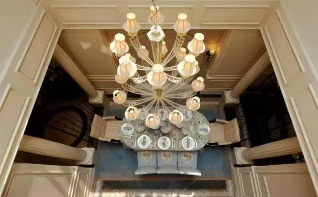 268平古典歐式風(fēng)裝修范例，氣質(zhì)沉穩(wěn)高貴，華麗、高雅。