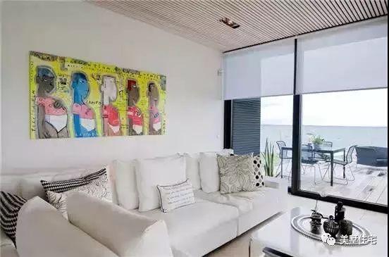 11X12米二層現(xiàn)代別墅設(shè)計(jì)圖，帶戶外平臺(tái)，簡(jiǎn)潔而不簡(jiǎn)單