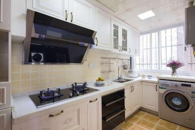 100平的新房老婆花19萬裝修，特別喜歡餐廳的卡座，美觀實用