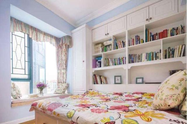 100平的新房老婆花19萬裝修，特別喜歡餐廳的卡座，美觀實用