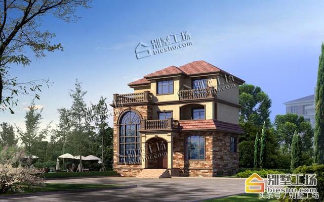 占地120平內(nèi)的簡(jiǎn)歐三層農(nóng)村自建房，外觀錯(cuò)落有致，好批審