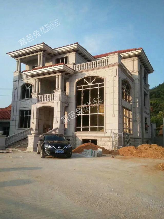 歐式豪華別墅設(shè)計圖，外觀獨(dú)特，造價低廉！