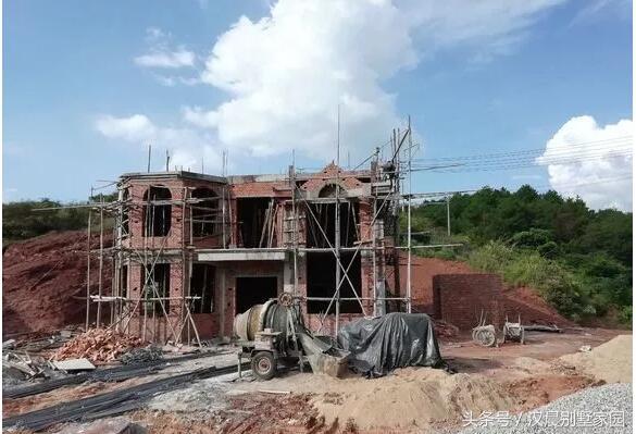 別墅設計圖，地基花了幾十萬，建好后讓大家羨慕不已！