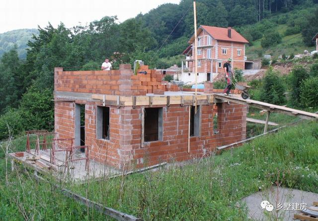 農(nóng)村發(fā)展快，建農(nóng)村別墅已然成為潮流，推薦這款別墅設(shè)計圖給你