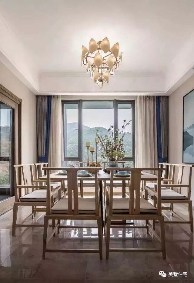 這款小面積別墅設(shè)計圖，外觀美造價低，深受大家喜歡