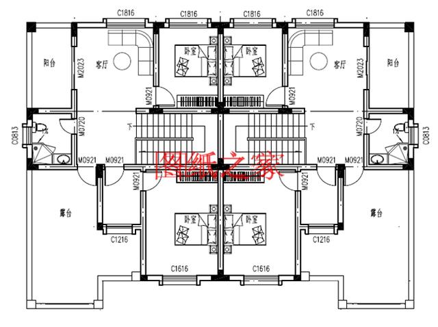 精選兩套農(nóng)村三層雙拼別墅，建成之后兄弟倆在村里肯定很有面子！