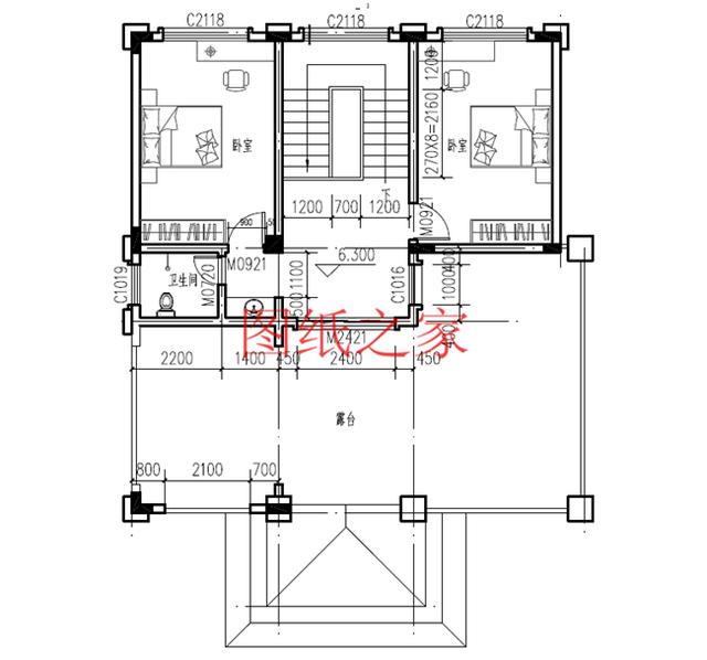 5套簡單實用的三層別墅，占地140平方米左右，可以說是不會過時的經(jīng)典戶型，一起來看看吧！